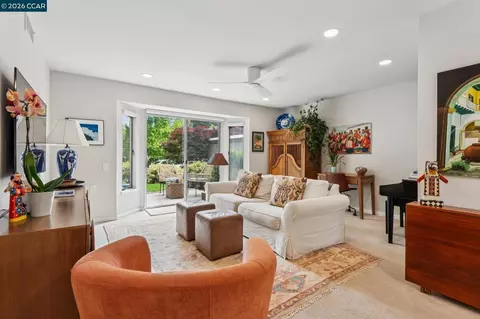 1316 Singingwood Ct #4, Walnut Creek, CA 94595