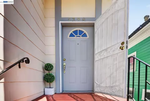 Entry Way - 1328 E 25th St, Oakland, CA 94606 photo 1 of 2