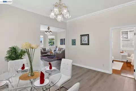 Dining - 1328 E 25th St, Oakland, CA 94606 photo 3 of 3