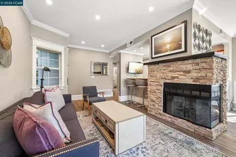 Living - 8035 Mountain View Dr #C, Pleasanton, CA 94588 photo 2 of 3