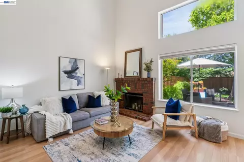 1307 Chateau Cmn, Livermore, CA 94550