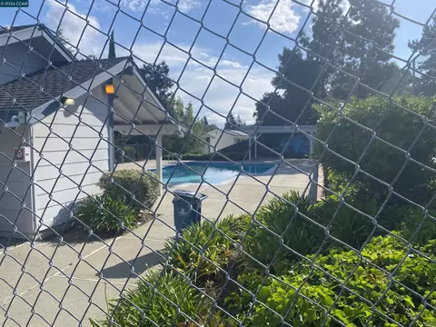 Exterior - 4864 Shadowfalls Dr, Martinez, CA 94553 photo 8 of 8