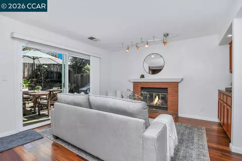 Living - 2143 Range Pl, Martinez, CA 94553 photo 5 of 5