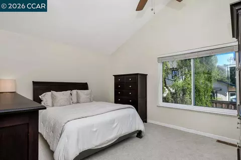Bedroom - 2143 Range Pl, Martinez, CA 94553 photo 1 of 6