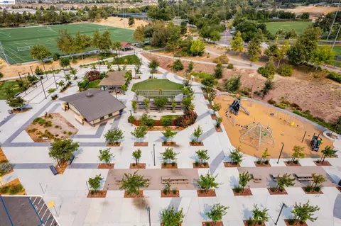 5099 Round Hill Dr, Dublin, CA 94568 photo 5
