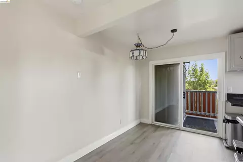 Dining - 7555 Sunset Way #6, Aptos, CA 95003 photo 1 of 1