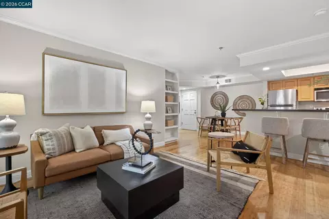 2560 Oak Rd #120, Walnut Creek, CA 94597