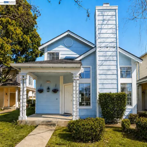 39720 Potrero Dr, Newark, CA 94560