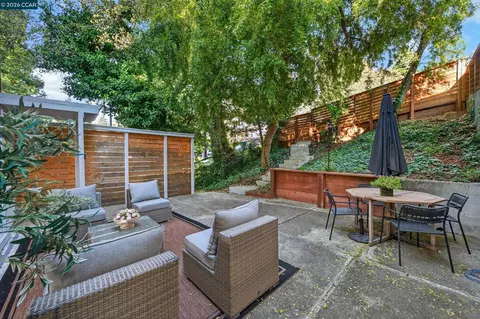 Exterior - 230 Fairlawn Dr, Berkeley, CA 94708 photo 6 of 21