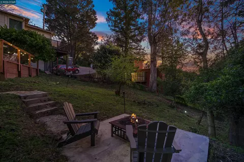 Exterior - 230 Fairlawn Dr, Berkeley, CA 94708 photo 21 of 21