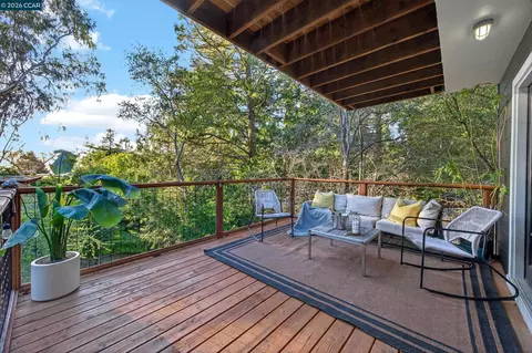 Exterior - 230 Fairlawn Dr, Berkeley, CA 94708 photo 7 of 21