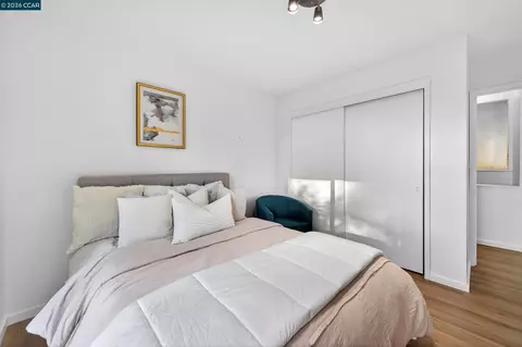 Bedroom - 230 Fairlawn Dr, Berkeley, CA 94708 photo 4 of 7
