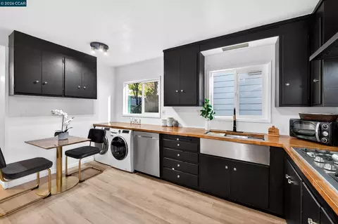 Kitchen - 230 Fairlawn Dr, Berkeley, CA 94708 photo 1 of 2