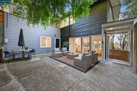 Exterior - 230 Fairlawn Dr, Berkeley, CA 94708 photo 5 of 21