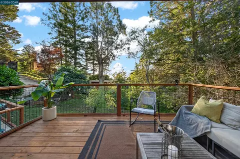 Exterior - 230 Fairlawn Dr, Berkeley, CA 94708 photo 8 of 21