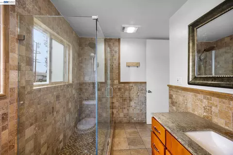 Bath - 6435 Normandy Dr, Newark, CA 94560 photo 2 of 3