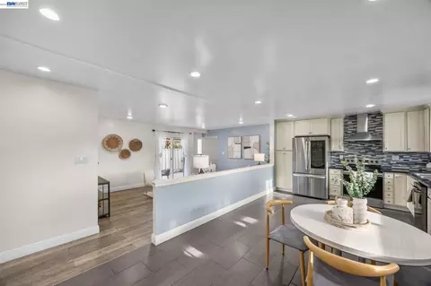 Entry Way - 6435 Normandy Dr, Newark, CA 94560 photo 1 of 2