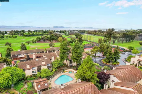 View/Area - 14009 Seagate Dr, San Leandro, CA 94577 photo 3 of 5