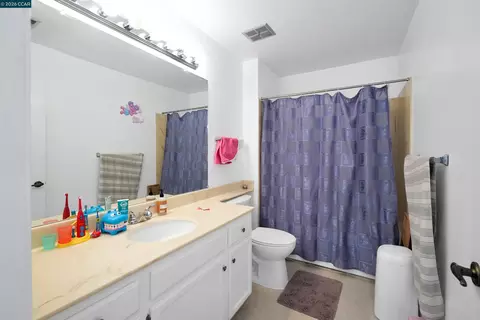 Bath - 14009 Seagate Dr, San Leandro, CA 94577 photo 2 of 2