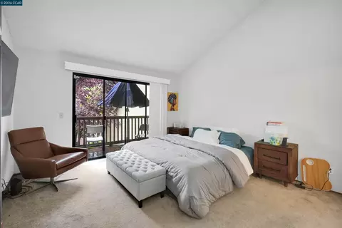 Bedroom - 14009 Seagate Dr, San Leandro, CA 94577 photo 1 of 3