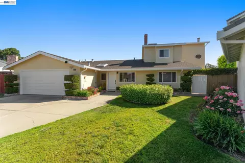 32317 Pegasus Ct, Union City, CA 94587