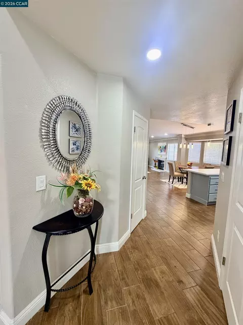 Entry Way - 2163 Garnet Cir, Vallejo, CA 94591 photo 1 of 2