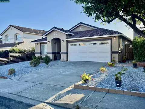 Exterior - 2163 Garnet Cir, Vallejo, CA 94591 photo 2 of 4