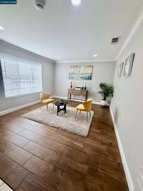 Living - 2163 Garnet Cir, Vallejo, CA 94591 photo 1 of 1