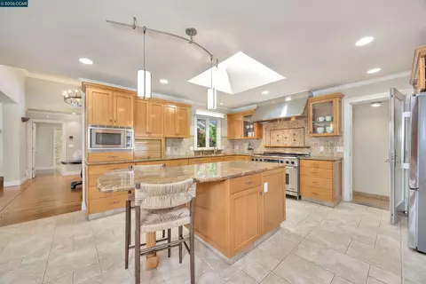 Kitchen - 3196 Lucas Cir, Lafayette, CA 94549 photo 5 of 6
