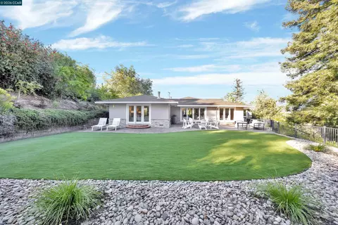 Exterior - 3196 Lucas Cir, Lafayette, CA 94549 photo 6 of 8