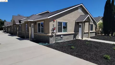300 N Soderquist Rd, Turlock, CA 95380