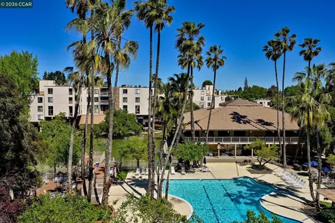 330 N Civic Dr #203, Walnut Creek, CA 94596