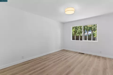 Bedroom - 1229 Jensen Dr, Pittsburg, CA 94565 photo 5 of 12