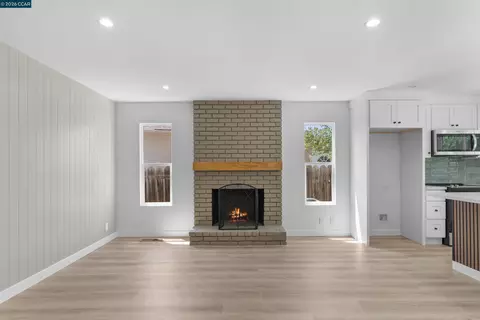 Living - 1229 Jensen Dr, Pittsburg, CA 94565 photo 6 of 6
