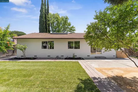 Exterior - 1229 Jensen Dr, Pittsburg, CA 94565 photo 6 of 10