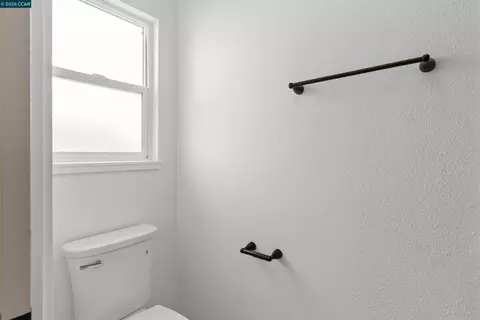 Bath - 1229 Jensen Dr, Pittsburg, CA 94565 photo 3 of 7