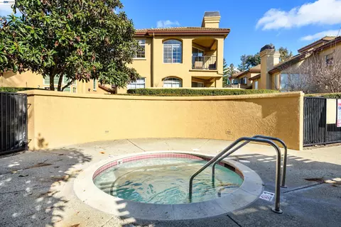 Exterior - 7633 Tuscany Dr, Dublin, CA 94568 photo 5 of 5