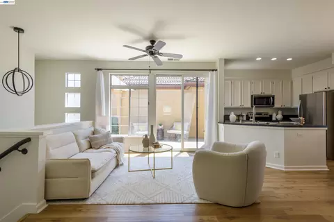 Living - 7633 Tuscany Dr, Dublin, CA 94568 photo 2 of 2