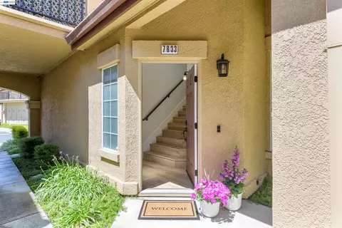 Entry Way - 7633 Tuscany Dr, Dublin, CA 94568 photo 1 of 1