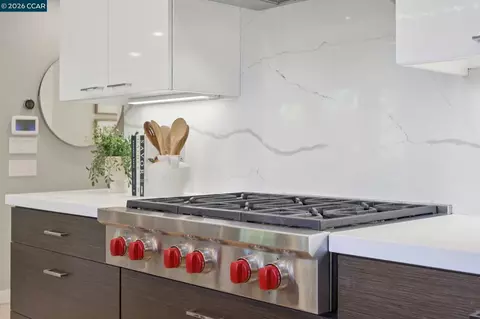 Kitchen - 145 Danefield Pl, Moraga, CA 94556 photo 2 of 2