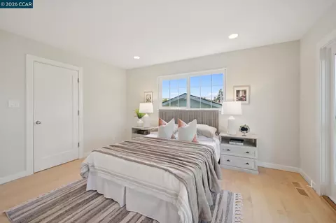 Bedroom - 145 Danefield Pl, Moraga, CA 94556 photo 5 of 10