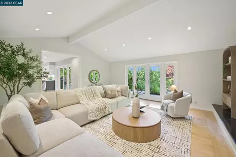 Living - 145 Danefield Pl, Moraga, CA 94556 photo 5 of 5