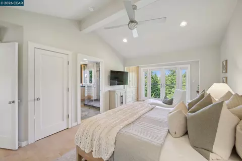 Bedroom - 145 Danefield Pl, Moraga, CA 94556 photo 8 of 10