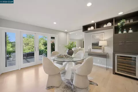 Dining - 145 Danefield Pl, Moraga, CA 94556 photo 2 of 2
