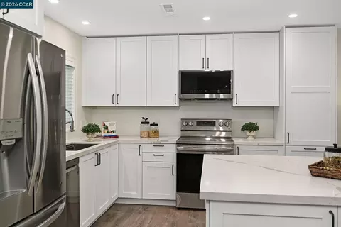 Kitchen - 1813 Silverwood Dr, Concord, CA 94519 photo 5 of 5