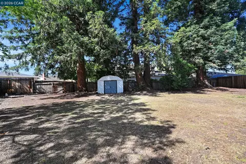 Exterior - 1813 Silverwood Dr, Concord, CA 94519 photo 4 of 15