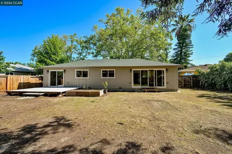 Exterior - 1813 Silverwood Dr, Concord, CA 94519 photo 7 of 15