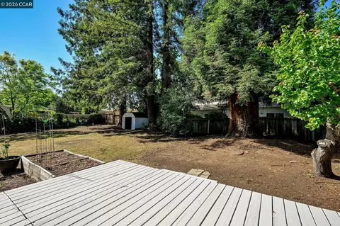 Exterior - 1813 Silverwood Dr, Concord, CA 94519 photo 10 of 15