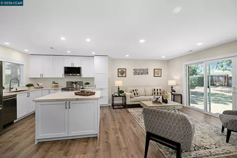 Kitchen - 1813 Silverwood Dr, Concord, CA 94519 photo 1 of 5