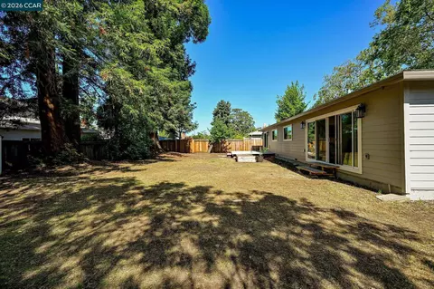 Exterior - 1813 Silverwood Dr, Concord, CA 94519 photo 5 of 15